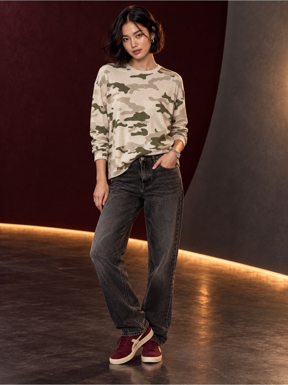 Sundry NWT Camo Boxy Crewneck Sweatshirt in Cream Olive, Size 1 Small